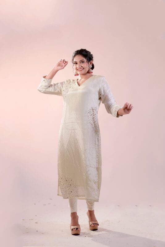 Tissue-striped-Kurti-with-crystal-position-Handwork